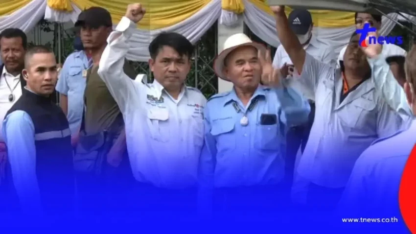 ส่อวุ่น”แท็กซี่”ขู่ปิดสุวรรณภูมิ บุกกดดันรัฐบาลยกเลิกวินGrab